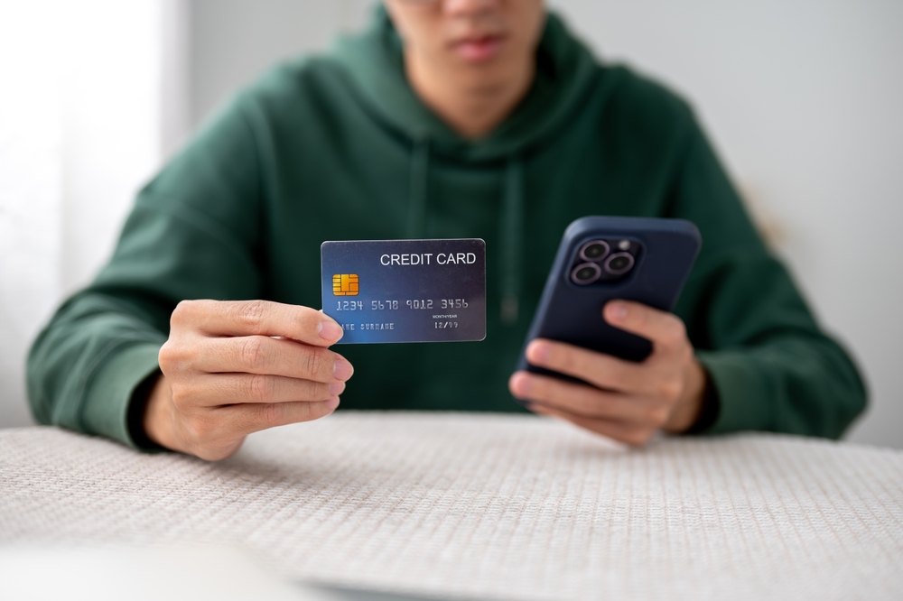 Kredyt hipoteczny a umowa zlecenie – co sprawdza bank?